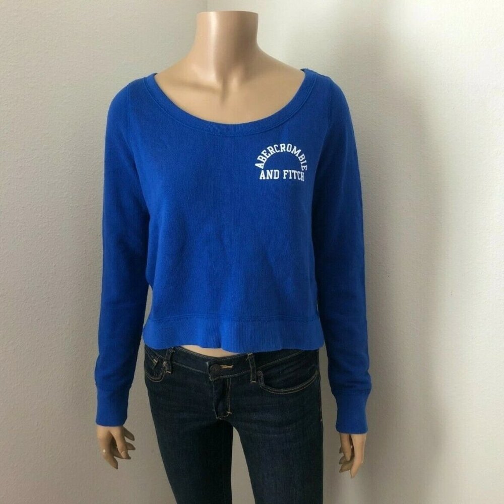 NWT Abercrombie & Fitch Womens Crop Logo Sweater Size S M Blue